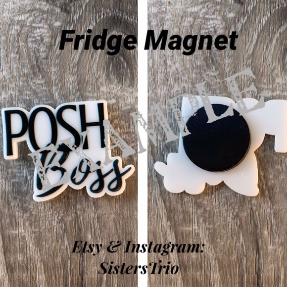 Sanrio Kawaii Hello Kitty Retractable Badge Holder - Picture 4 of 5